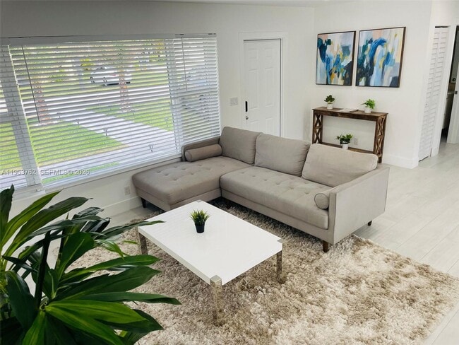 Building Photo - 2802 Jackson St