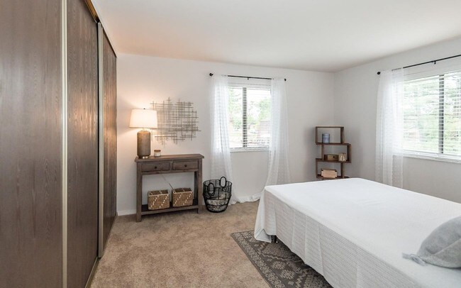 Building Photo - 12345 Maverick Dr