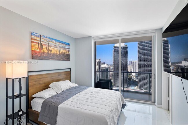 Building Photo - 1100 S Miami Ave