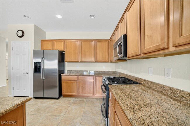 Building Photo - 7349 Shelduck St