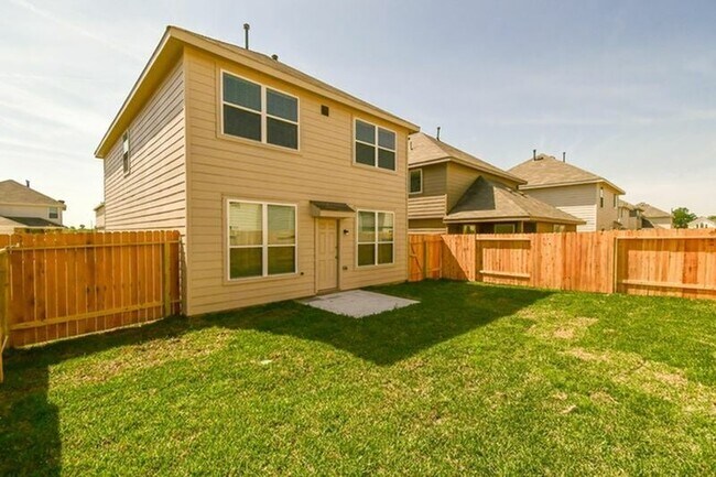 Building Photo - 4210 Silver Ranch Rd