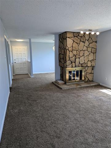 Building Photo - 8560 Park Ln