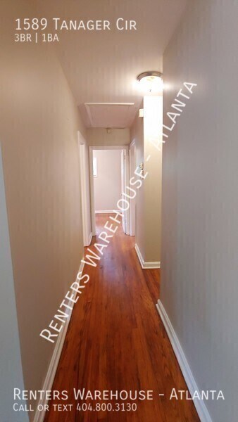 Building Photo - 1589 Tanager Cir