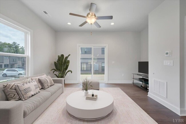 Building Photo - 84 Shotman Rd