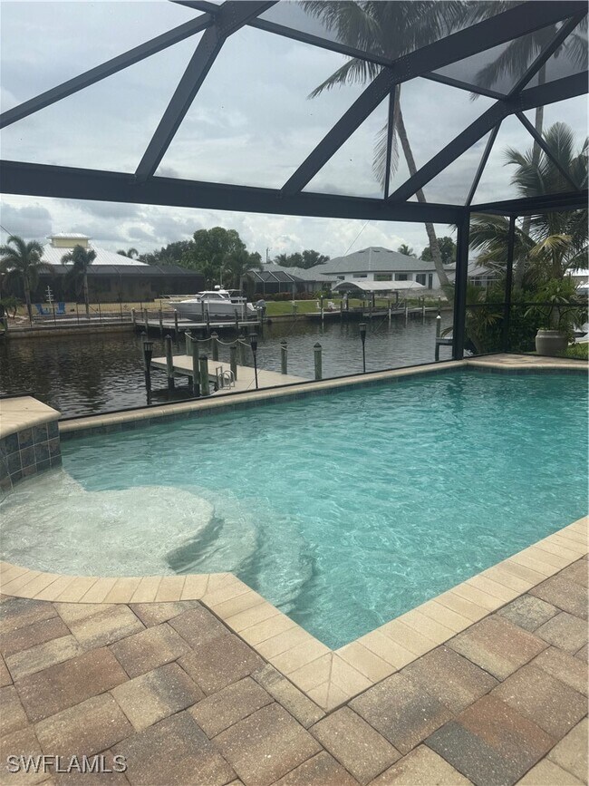 Building Photo - 1113 SE 20th Ct