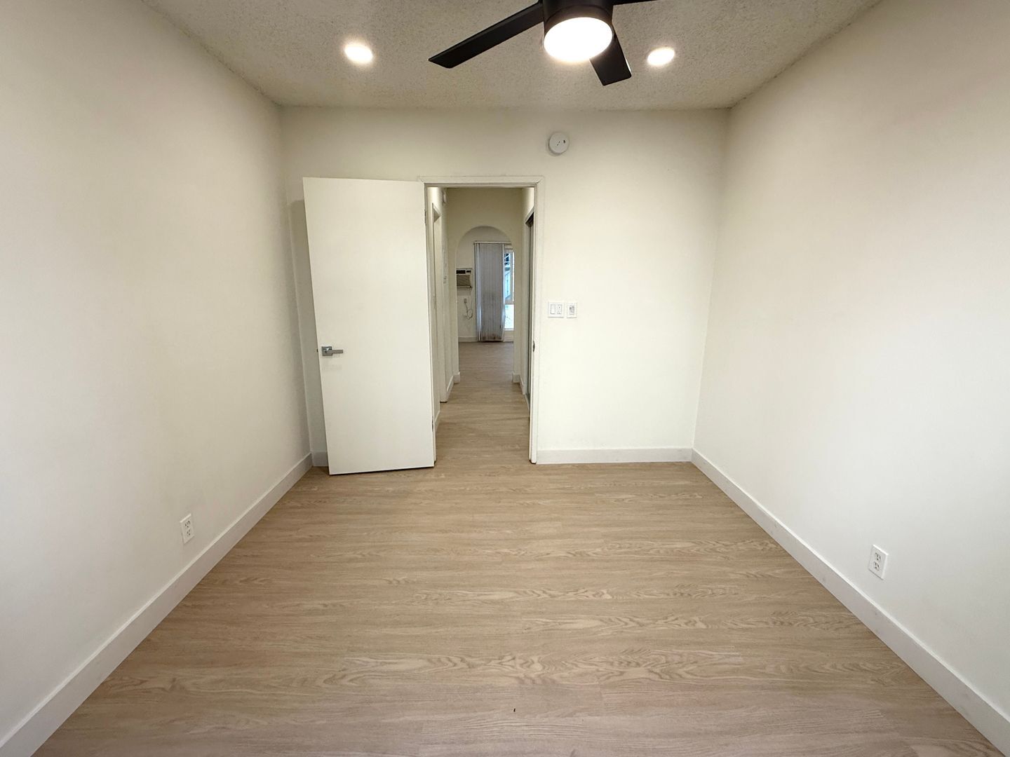 Building Photo - 3317 Keystone Av