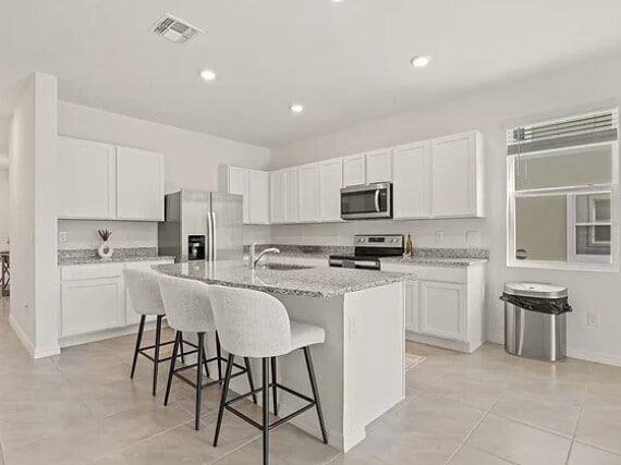 Building Photo - BEAUTIFUL Town Home For Rent in Angeline!