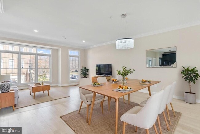 Building Photo - 8428 Bells Ridge Terrace