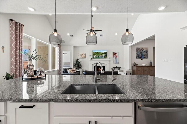 Building Photo - 1707 Brea Rdg Trl
