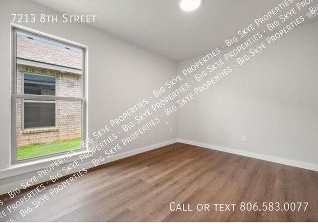 Building Photo - 7213 8th St