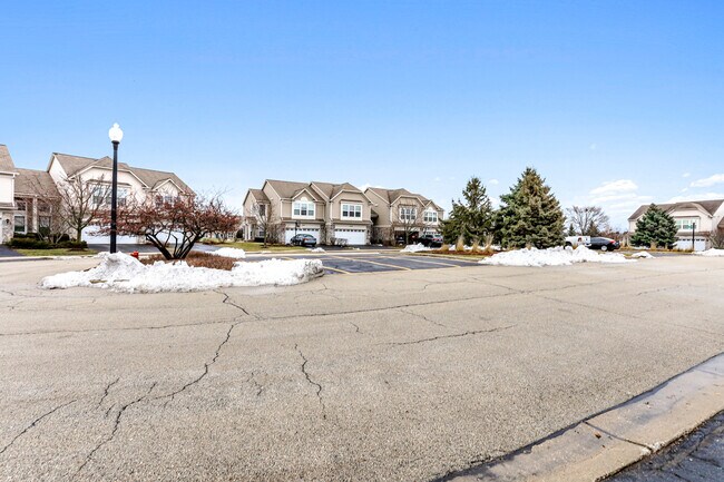 Building Photo - 16846 S Mallard Ln
