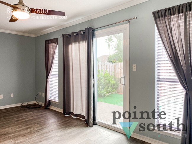 Building Photo - 5280 Kennsington Pl