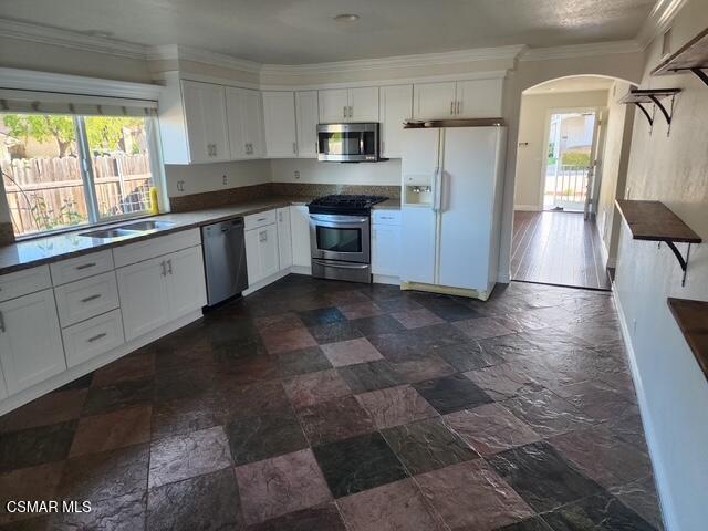 Building Photo - 4395 Butterfield Ln