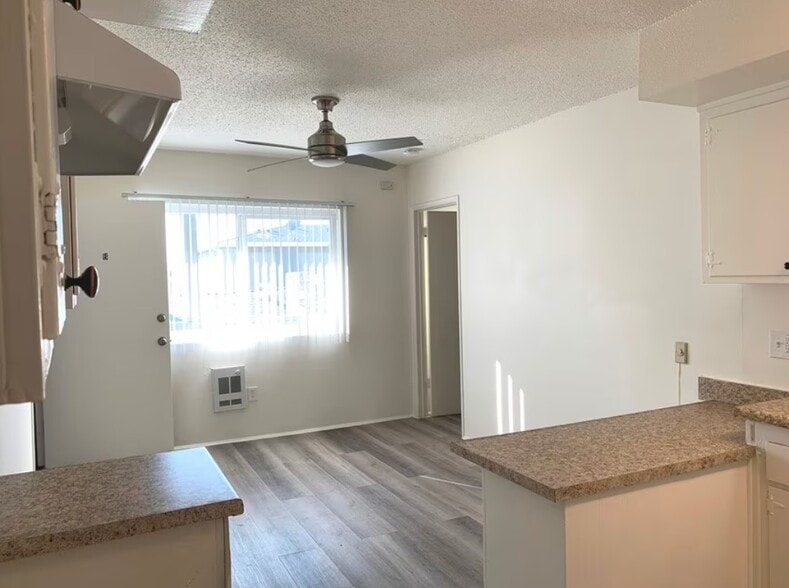 Building Photo - 11854-11856 Inglewood Ave