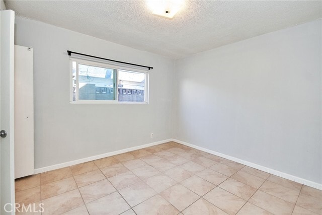 Building Photo - 9510 Beverly St