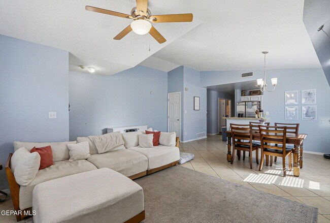 Building Photo - 14181 Tierra Halcon Dr