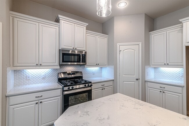Building Photo - 5543 Purple Meadow Ln