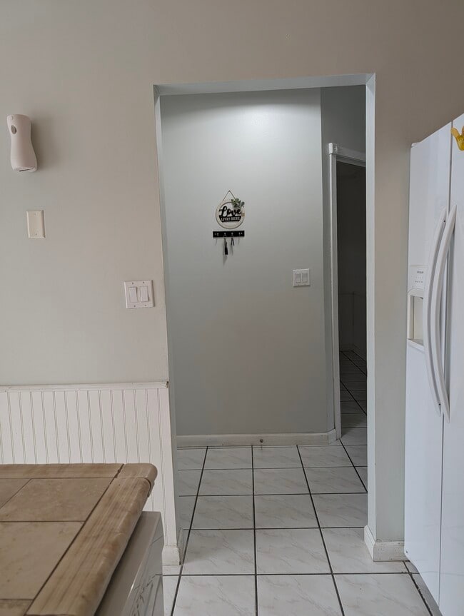 Building Photo - 2711 San Remo Cir