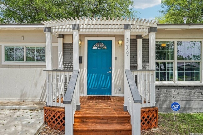 Building Photo - 339 Future Dr
