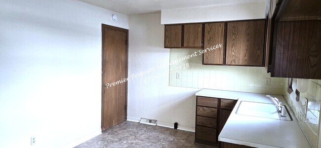 Building Photo - 268 Mohawk School Rd