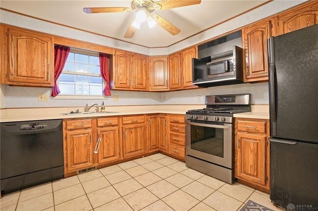 Building Photo - 4061 Forest Ridge Blvd