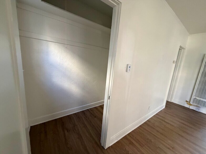 Building Photo - 1939 W Washington Blvd