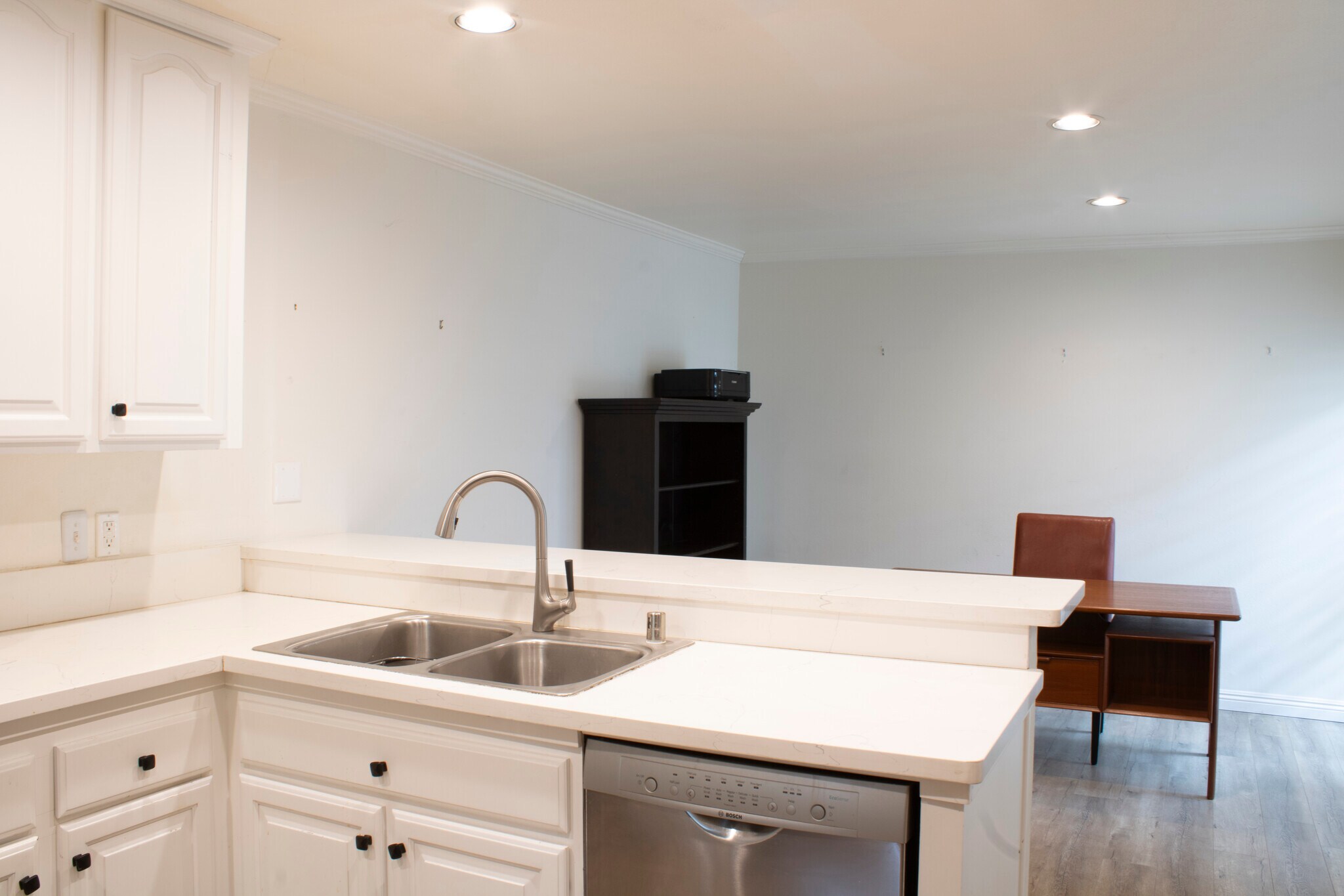 Building Photo - 4223 Freedom Dr