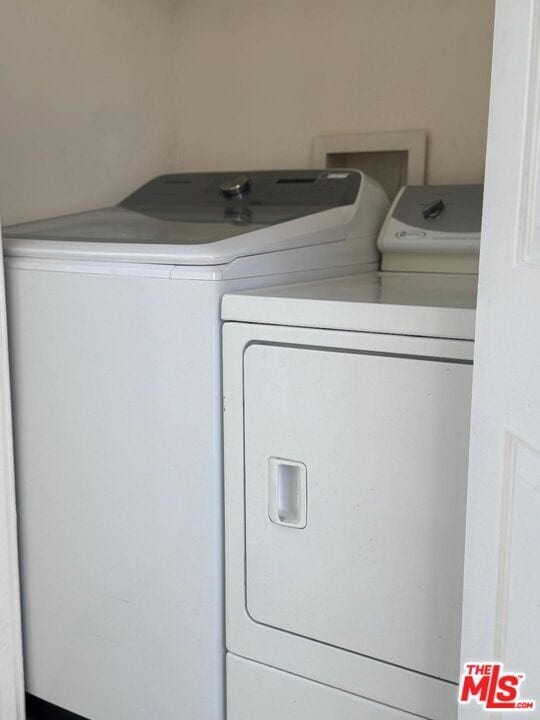 Building Photo - 4503 Tobias Ave