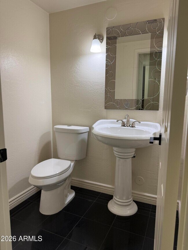 Building Photo - 9705 E Mountain View Rd