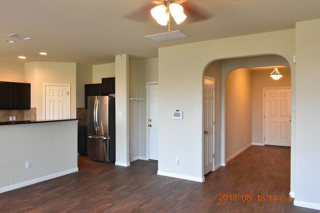 Building Photo - 12837 Snow Ln