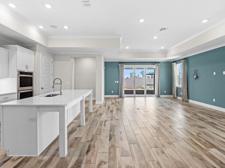 Building Photo - 27 Gulfstream Way