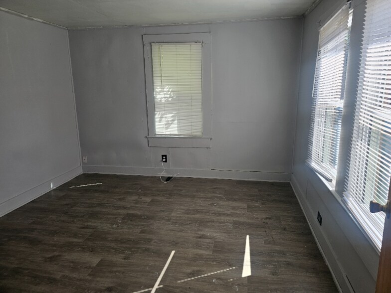 Building Photo - 3403 Arlington Ave