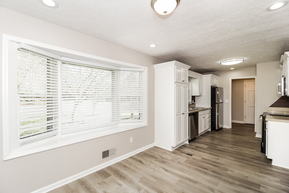 Building Photo - 35 Pine Grove Rd