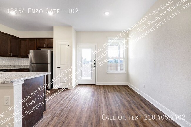 Building Photo - Come see this Alamo Ranch area oasis!