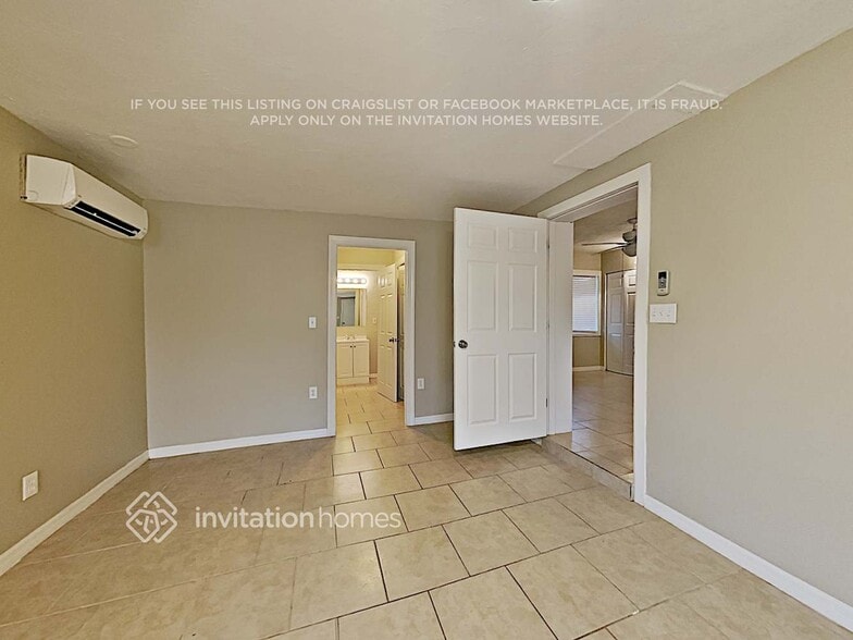 Building Photo - 4144 Worcester Rd