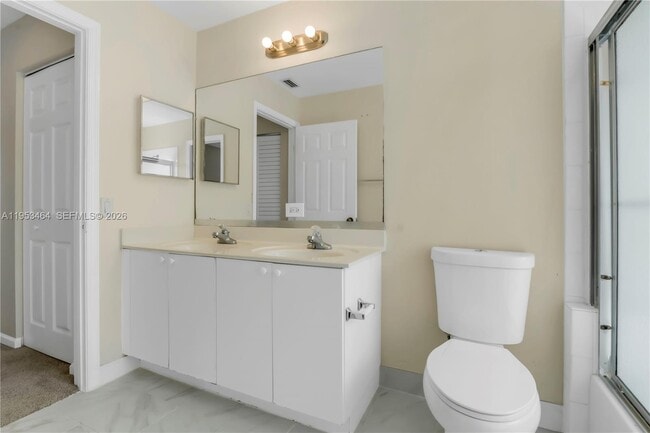 Building Photo - 1042 Bluewood Terrace