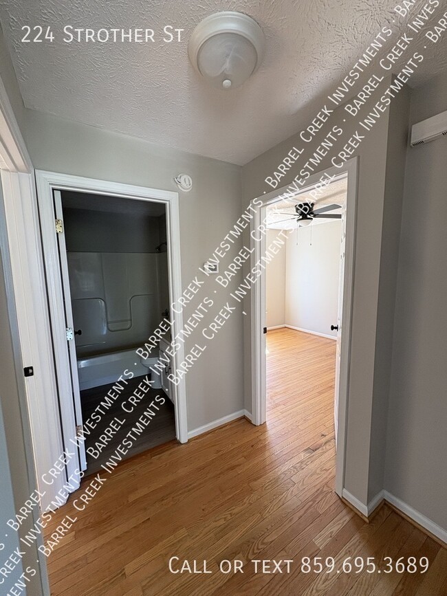 Building Photo - RENT TO OWN: 3-Bed 1-Bath House!