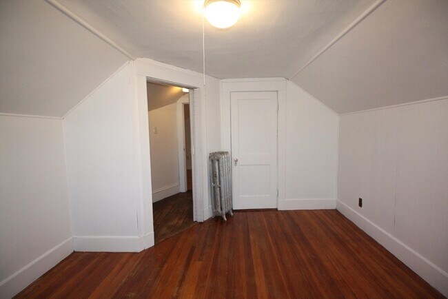 Building Photo - 63 Foster St