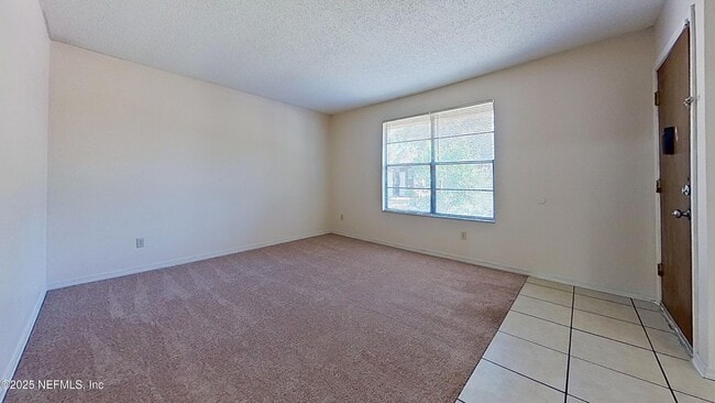 Building Photo - 474 Bentwood Ln