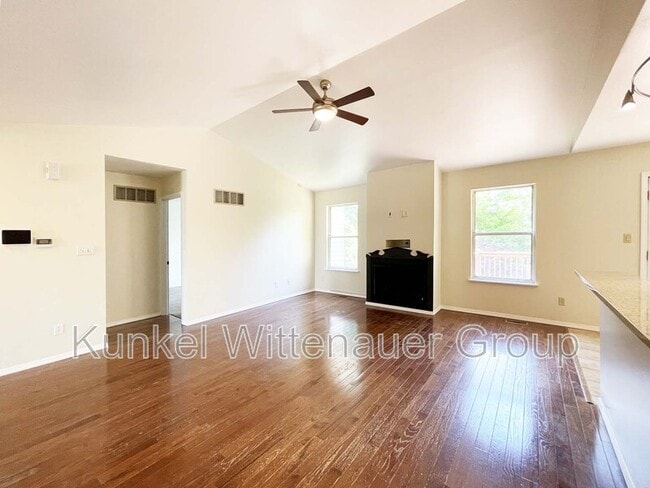 Building Photo - 2746 Brookrun Dr