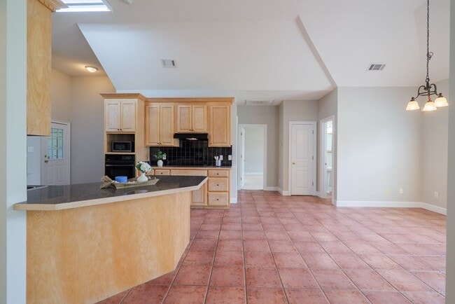 Building Photo - Gorgeous 4 bedroom in Arbor Run S/D
