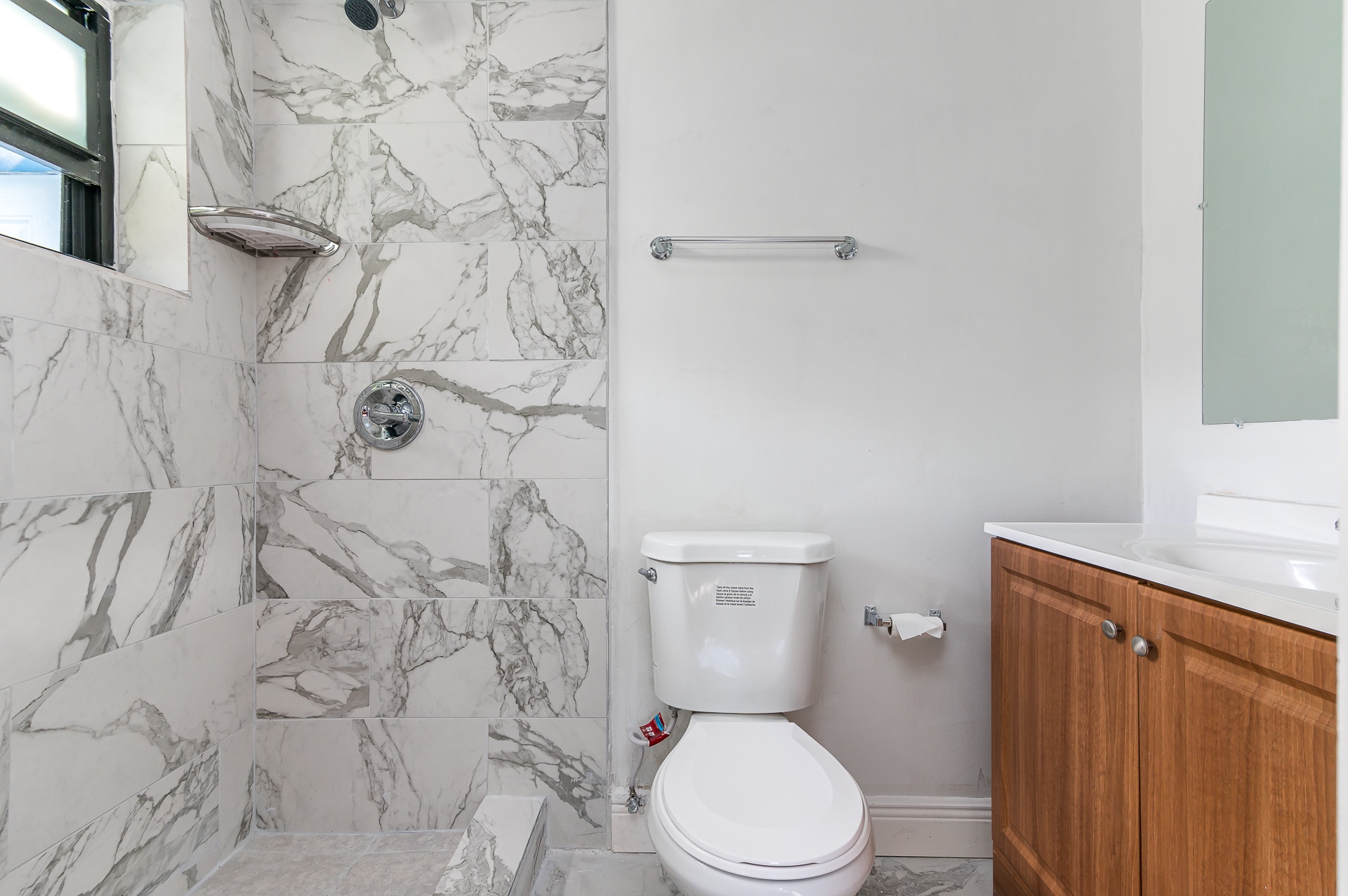 Building Photo - 233 SW 21st St