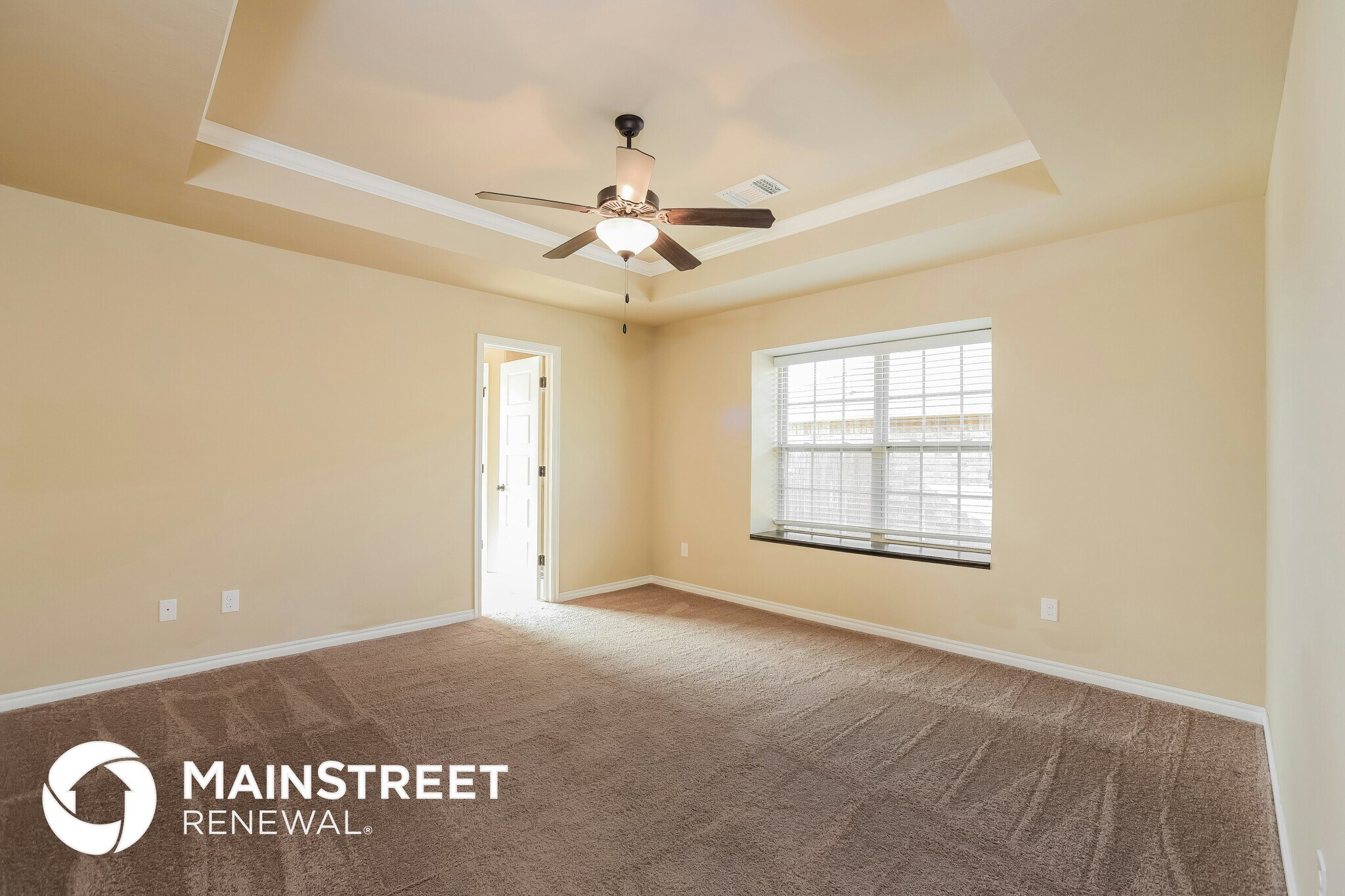 Building Photo - 608 Talon Dr