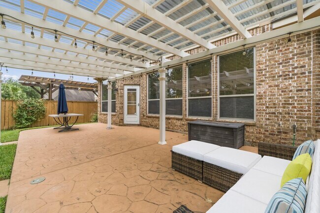 Building Photo - 27 N Arrow Canyon Cir