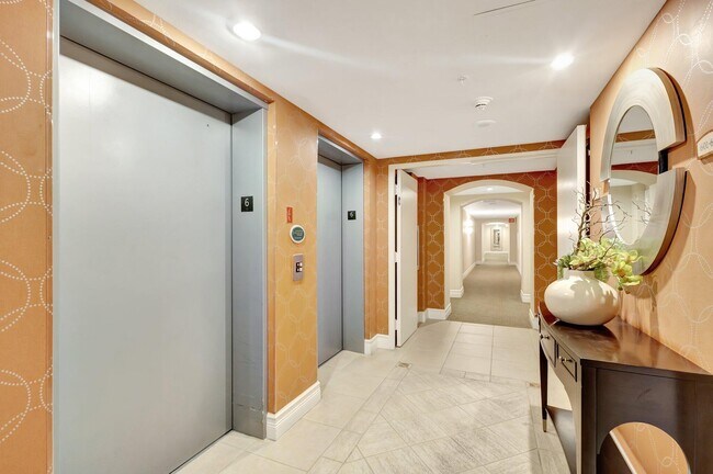 Building Photo - 651 Okeechobee Blvd