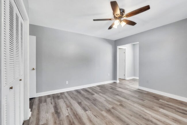 Building Photo - Stylish 3 Bedroom, 2 Bath Ranch with Bright Sunroom and Modern Comforts