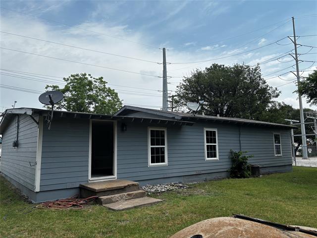 Building Photo - 322 W Camp Wisdom Rd