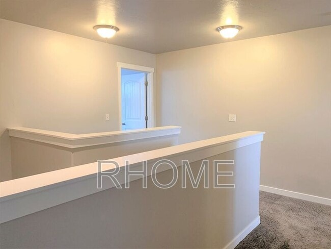 Building Photo - 14257 S. Sidehill Lane