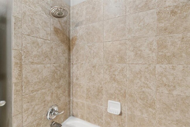 Building Photo - 4925 NW 164th Terrace