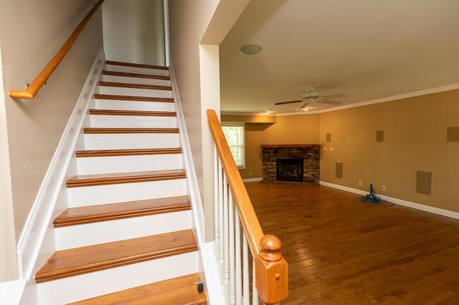 Building Photo - 2059 Arbor Springs Blvd